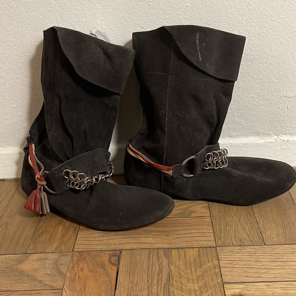 Isabel Marant Pour H&M
Ankle boots suede grey/black chain detail size 37 - Picture 5 of 11